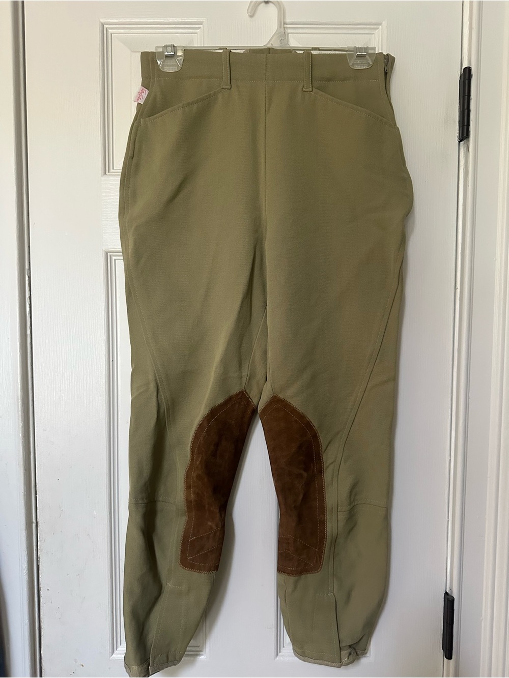 Tailored Sportman Riding Breeches w/ Suede Knee Patches- size 28, style 1941